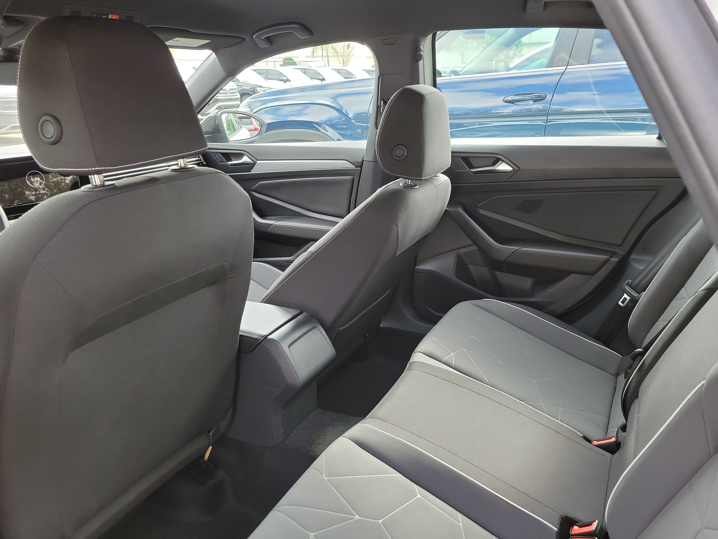 2025 Volkswagen Jetta Sport - Photo 11