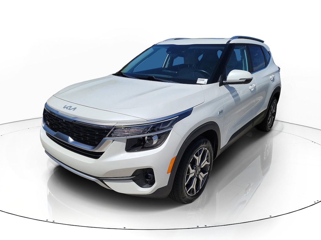 Used 2022 Kia Seltos EX SUV