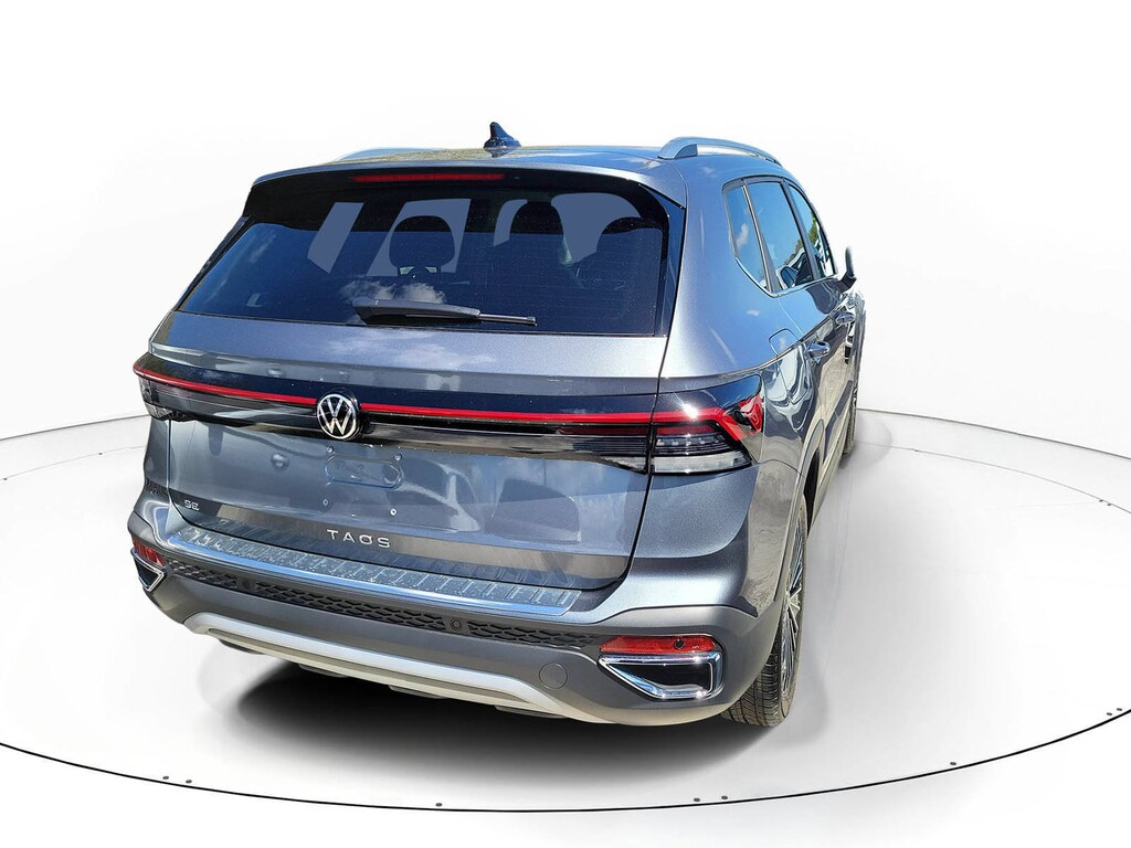 New 2026 Volkswagen Taos 1.5T SE SUV