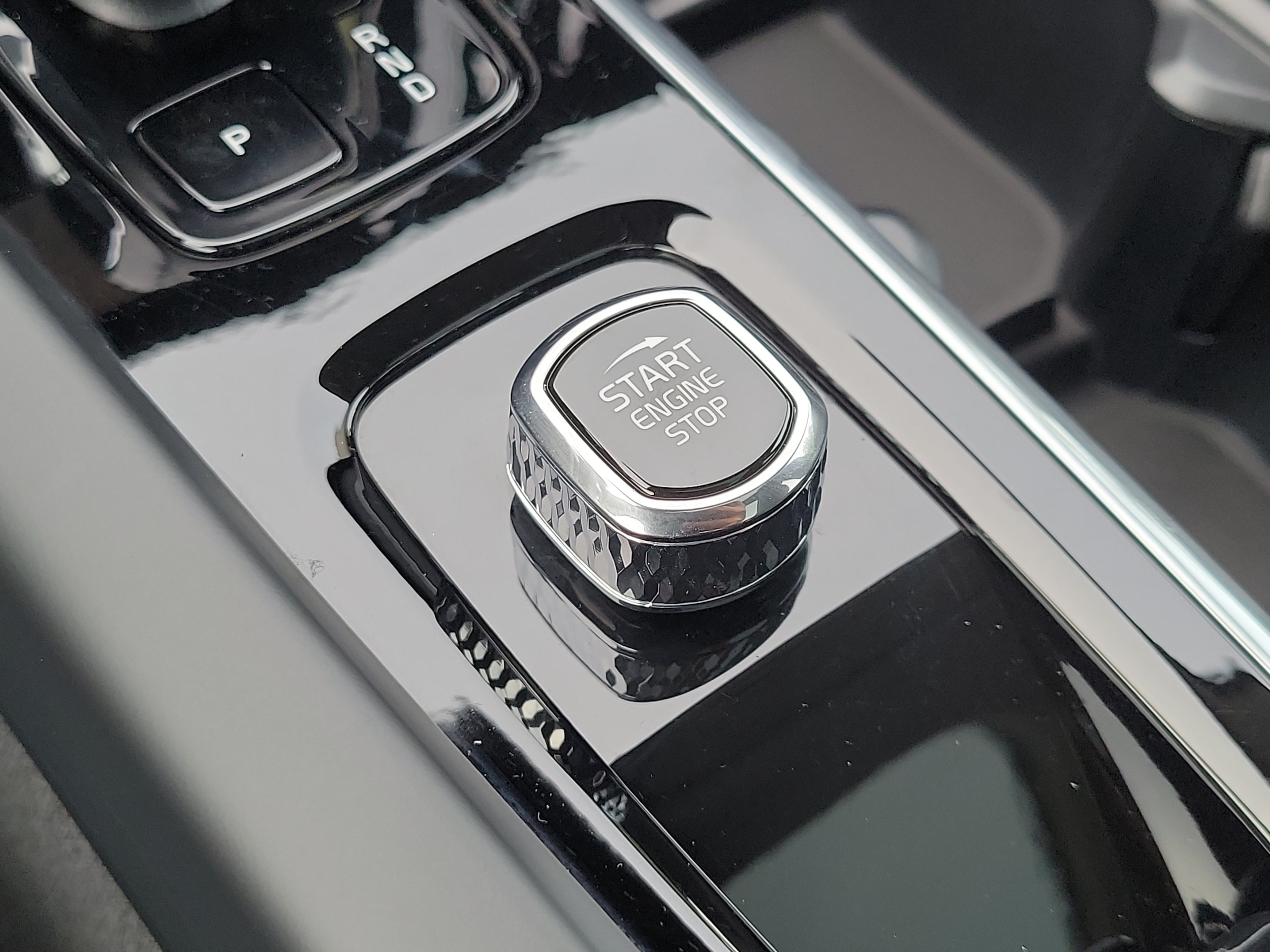 2024 Volvo XC60 Plus - Photo 27