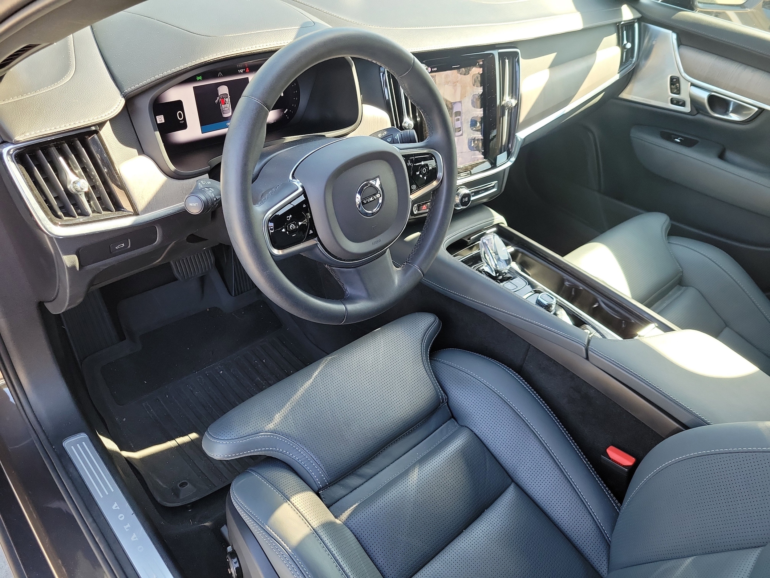 2023 Volvo S90 Ultimate - Photo 19