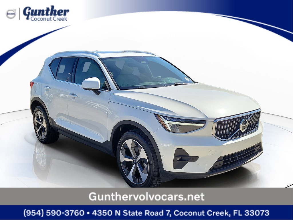 Used 2024 Volvo XC40 B5 Plus Bright SUV