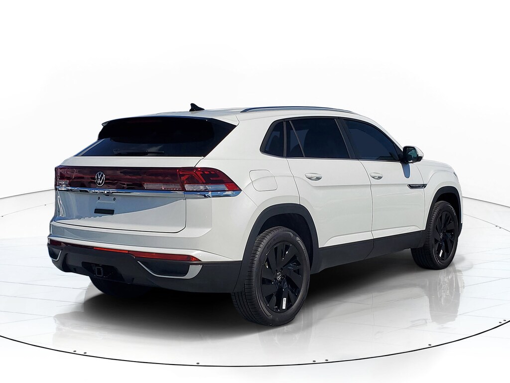 New 2026 Volkswagen Atlas Cross Sport SE w/Technology SUV