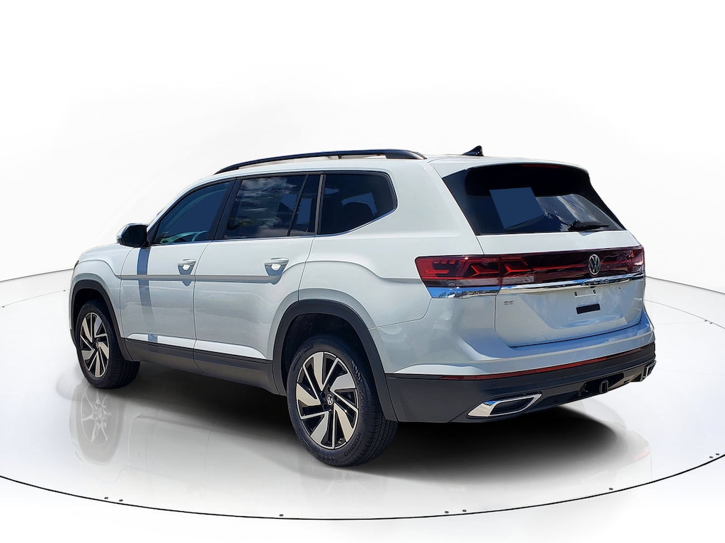 New 2026 Volkswagen Atlas SE w/Technology SUV
