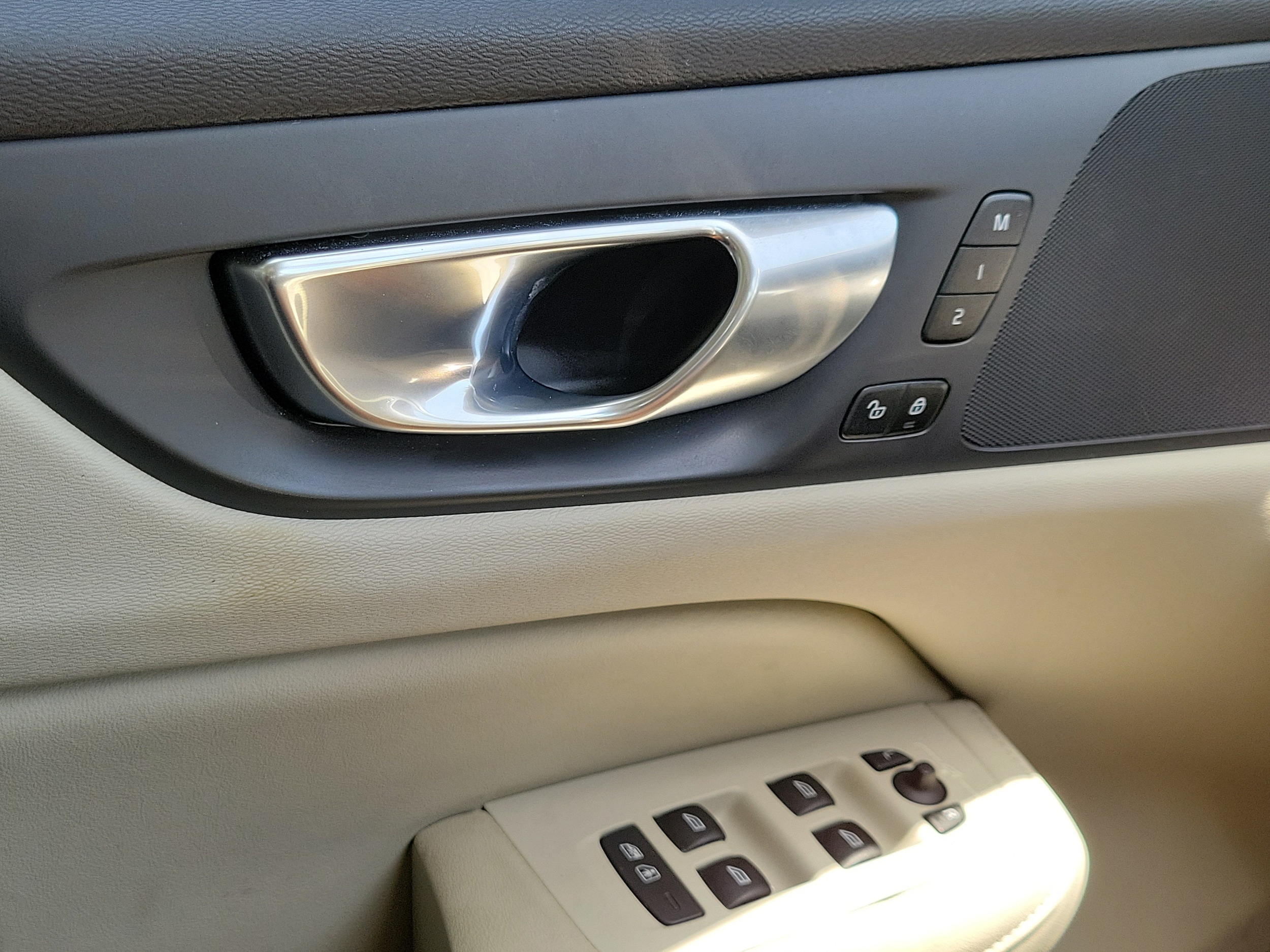 2024 Volvo S60 Plus - Photo 26