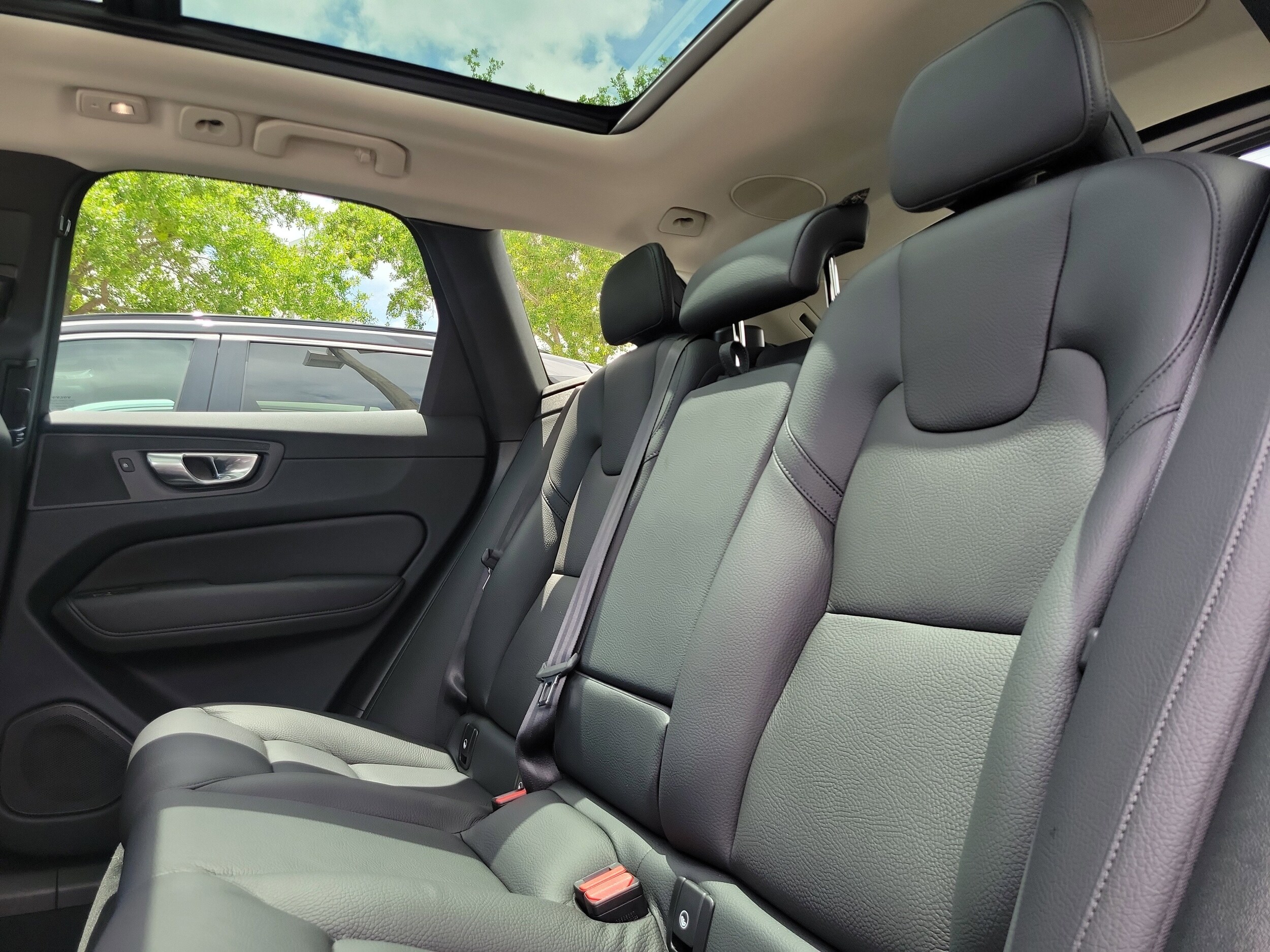 2023 Volvo XC60 Plus - Photo 8