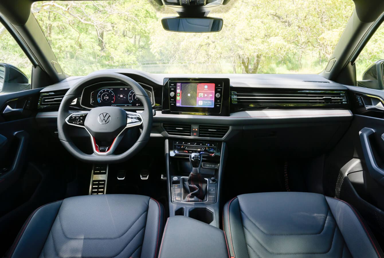 Volkswagen Jetta GLI Interior