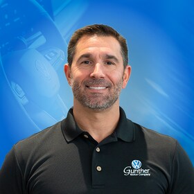 Staff member Robert Klein from 4d1d835f9964