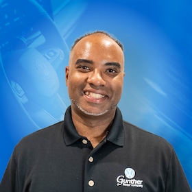 Staff member Justin Dewar from 6a7173901463