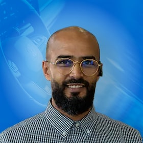 Staff member Moe Ezzine from 85a84cbd909f