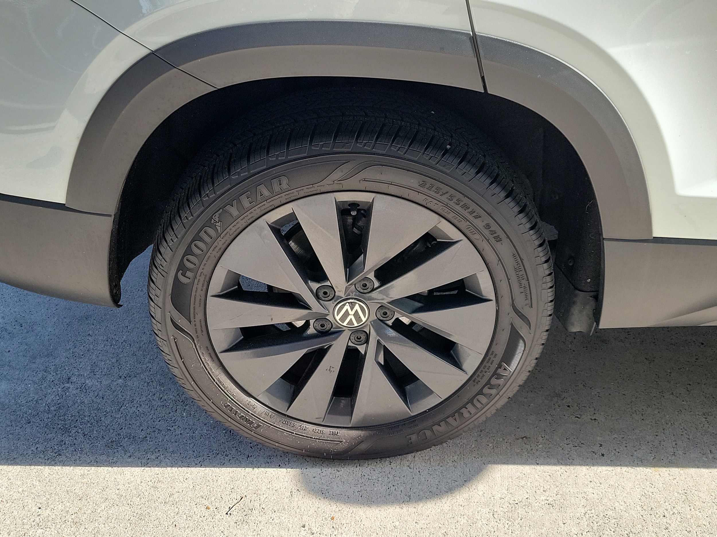 2024 Volkswagen Taos S - Photo 9