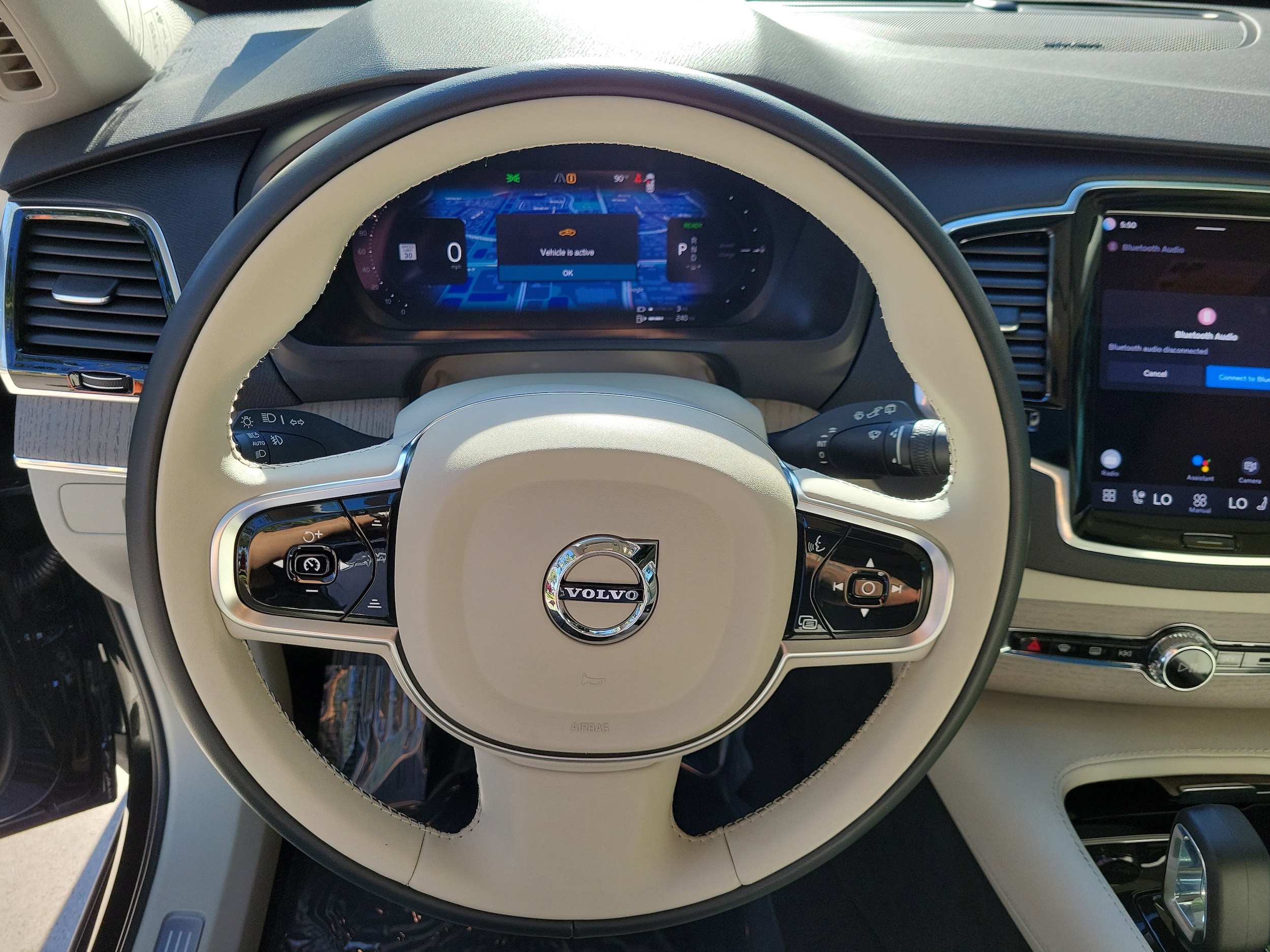2025 Volvo XC90 Plus - Photo 23