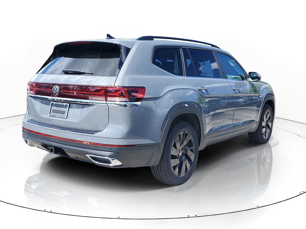 New 2026 Volkswagen Atlas SE w/Technology SUV