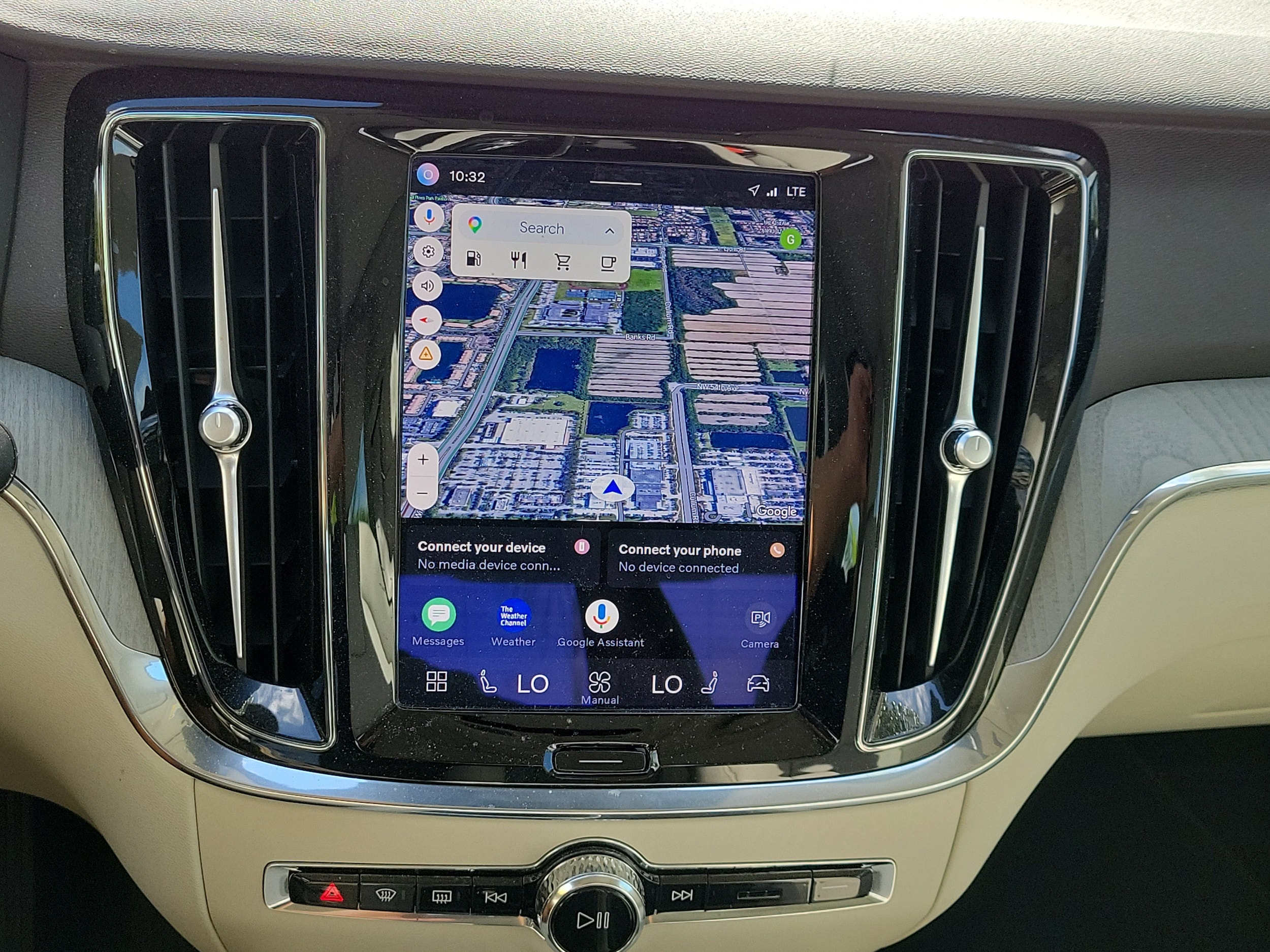 2024 Volvo S60 Plus - Photo 23
