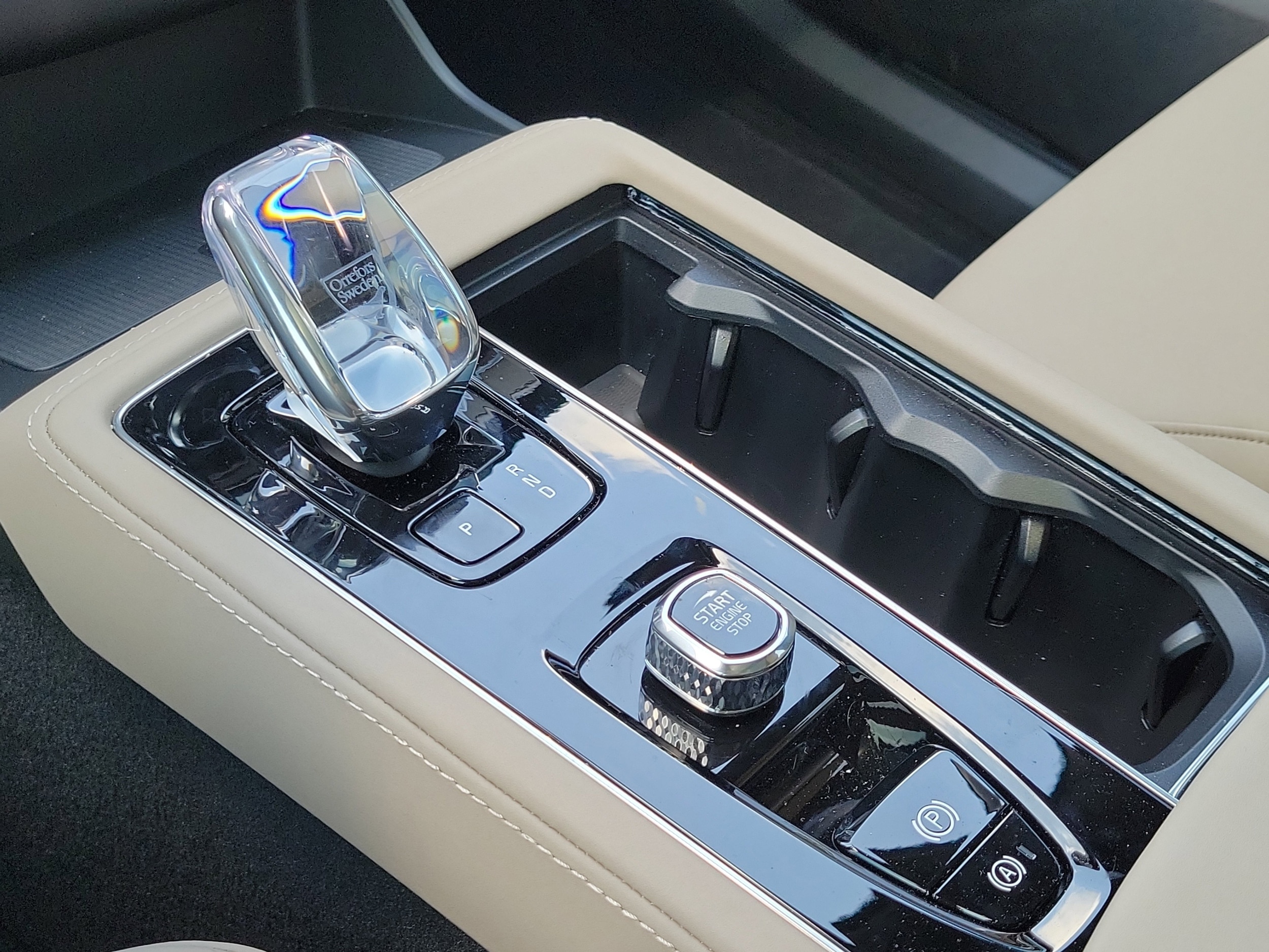 2026 Volvo XC90 Core - Photo 32