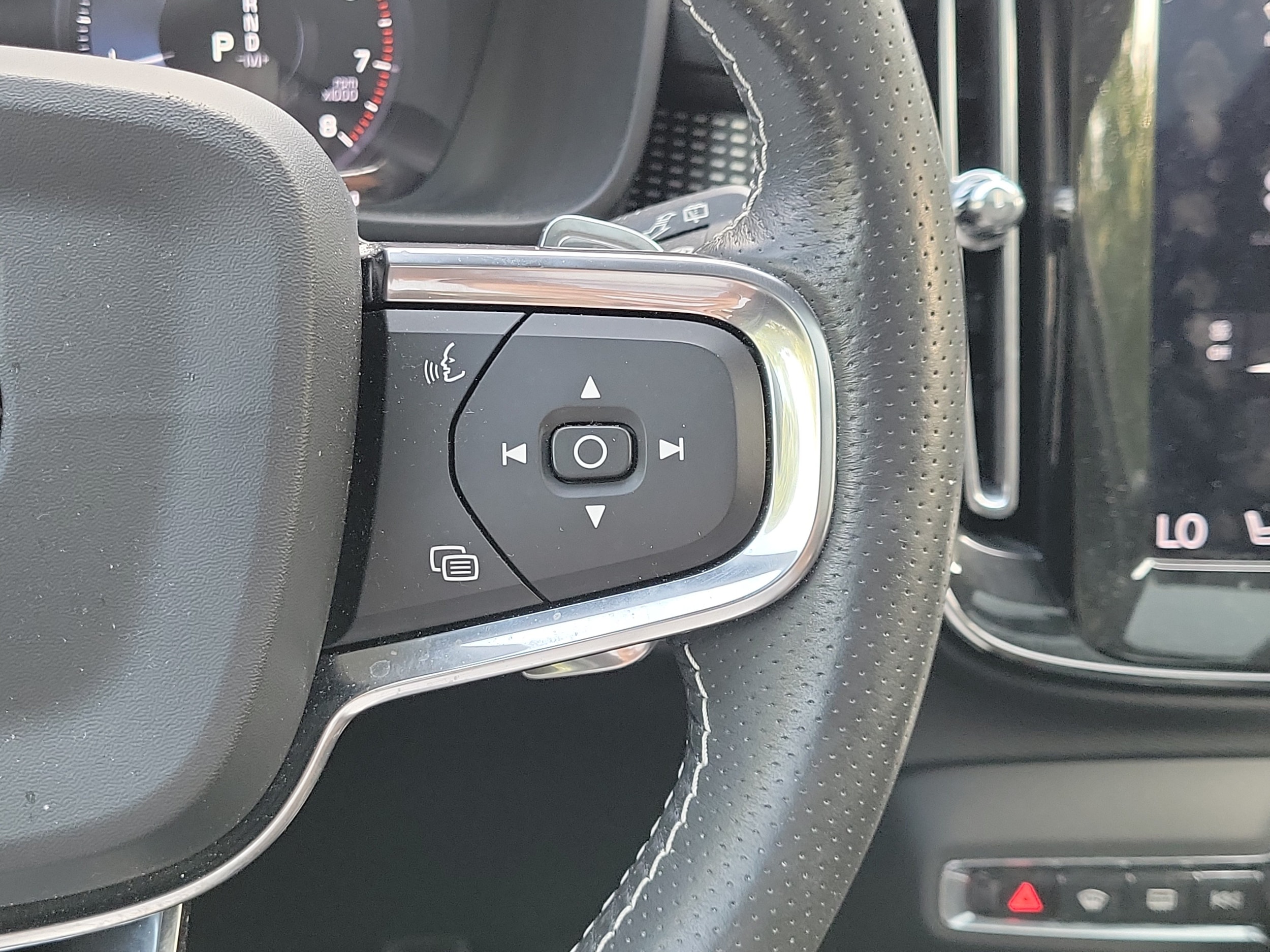 2019 Volvo XC40 R-Design - Photo 21