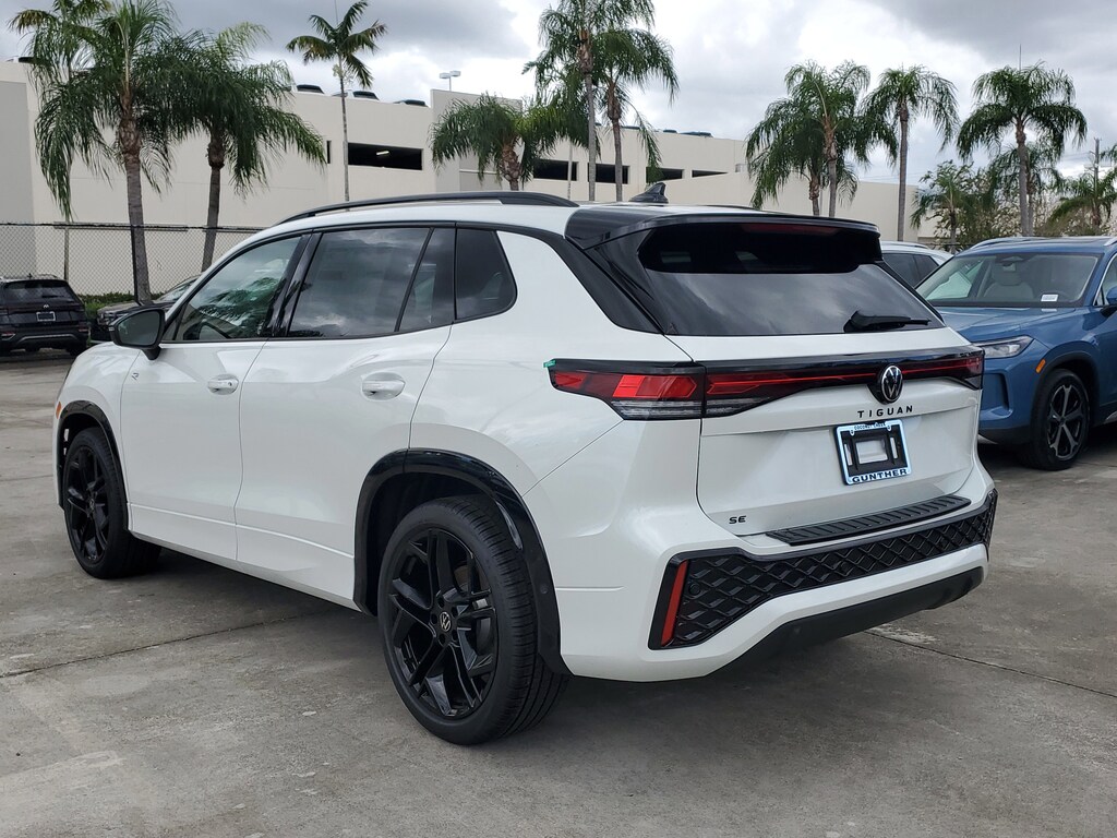 New 2026 Volkswagen Tiguan 2.0T SE R-Line Black SUV