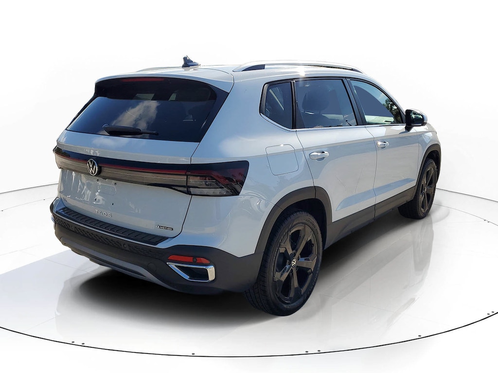 New 2026 Volkswagen Taos 1.5T SEL SUV