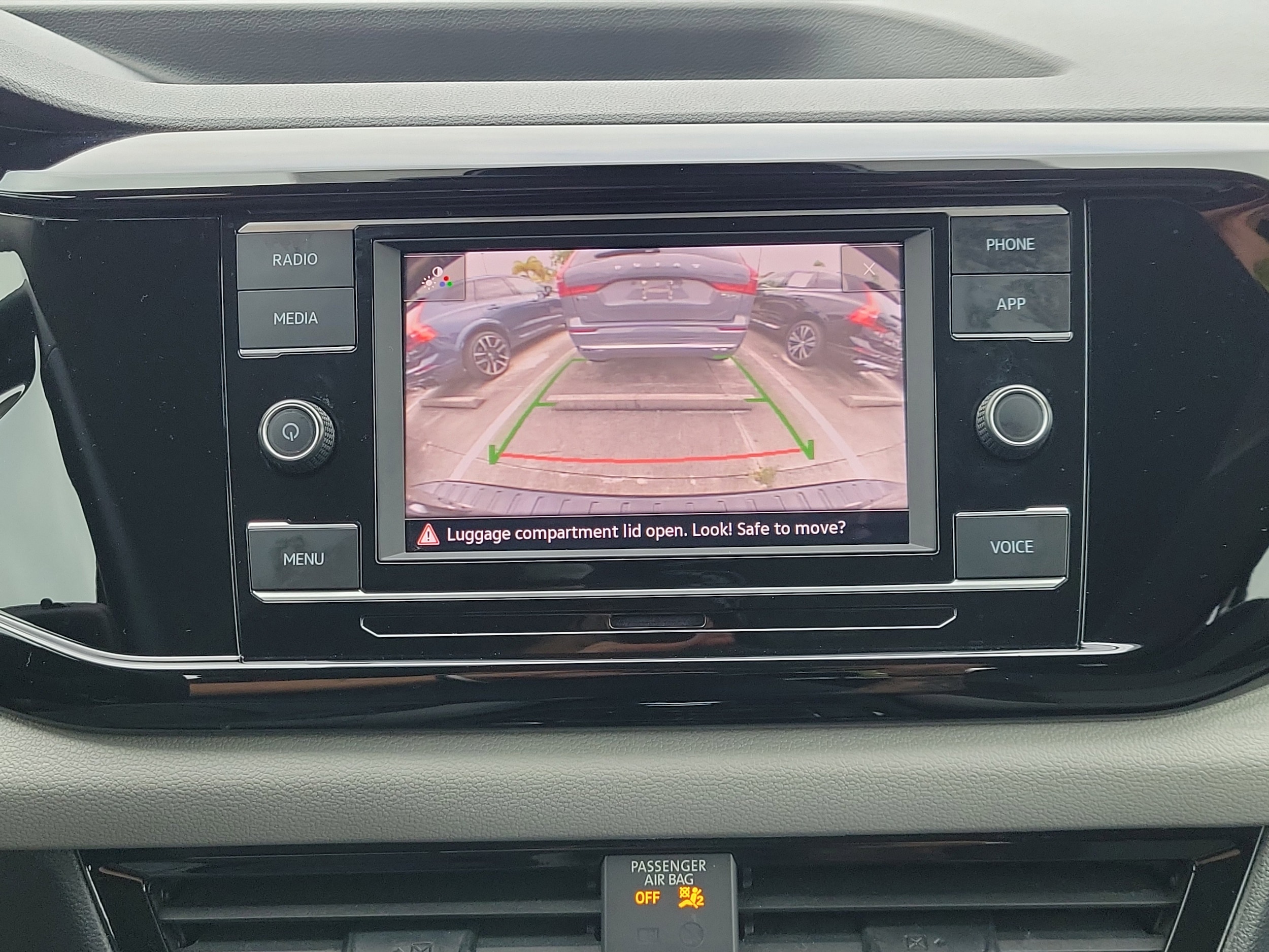 2024 Volkswagen Taos S - Photo 24