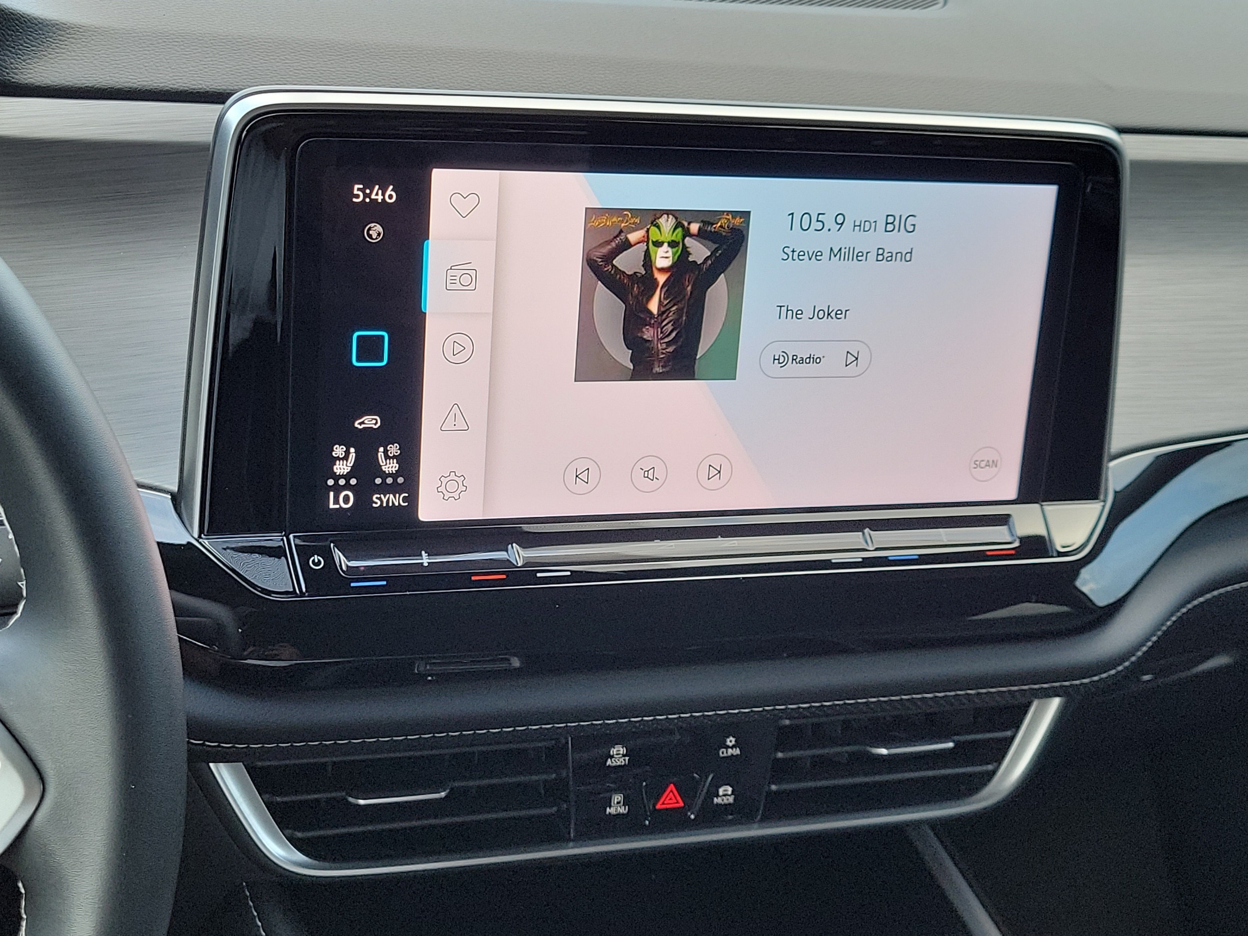 2025 Volkswagen Atlas Cross Sport SE w/Tech - Photo 22