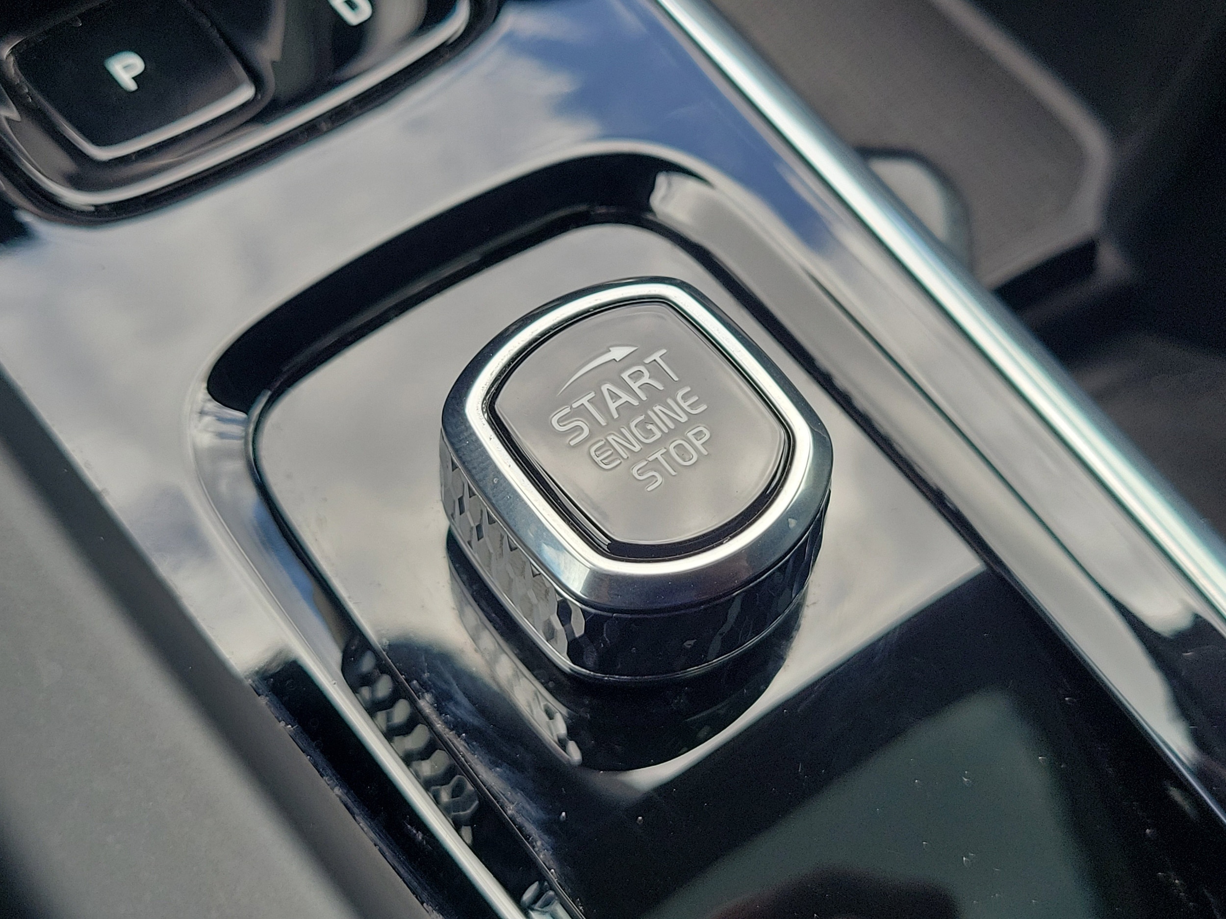2023 Volvo XC60 Plus - Photo 23