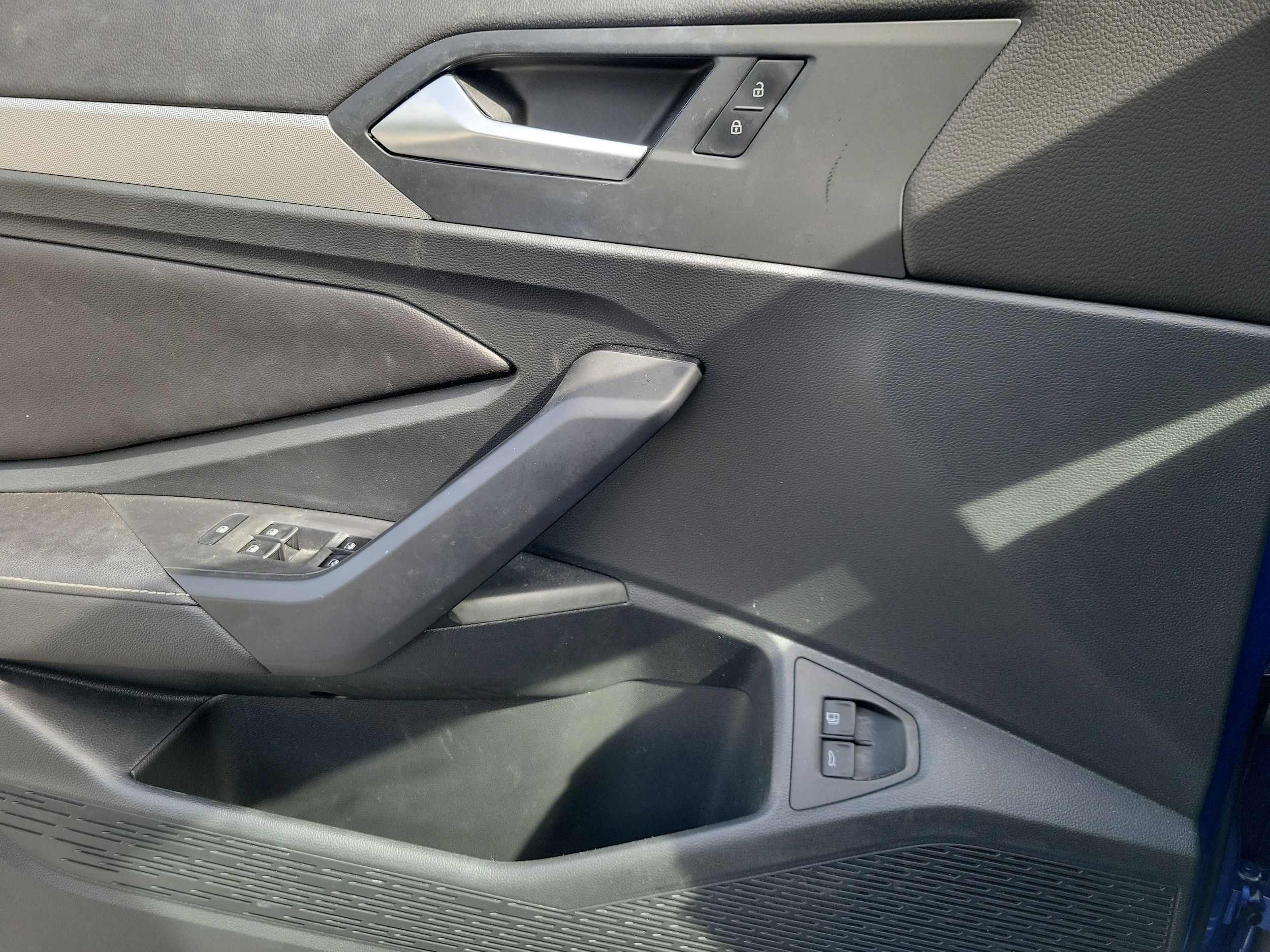 2023 Volkswagen Jetta S - Photo 16