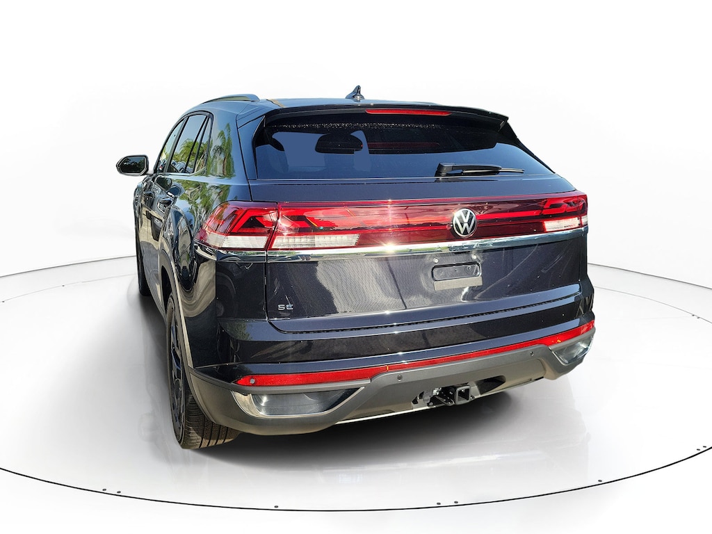 New 2026 Volkswagen Atlas Cross Sport SE w/Technology SUV
