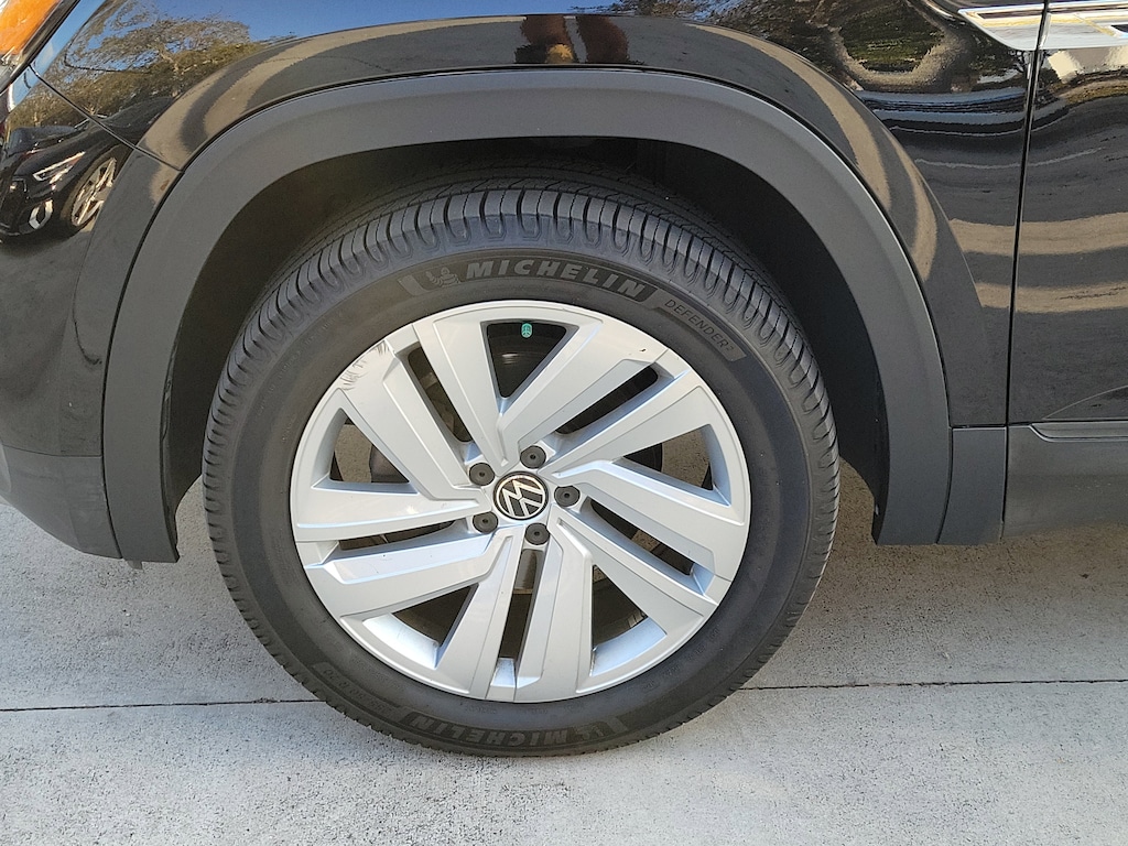 Used 2020 Volkswagen Atlas Cross Sport 2.0T SE w/Technology SUV