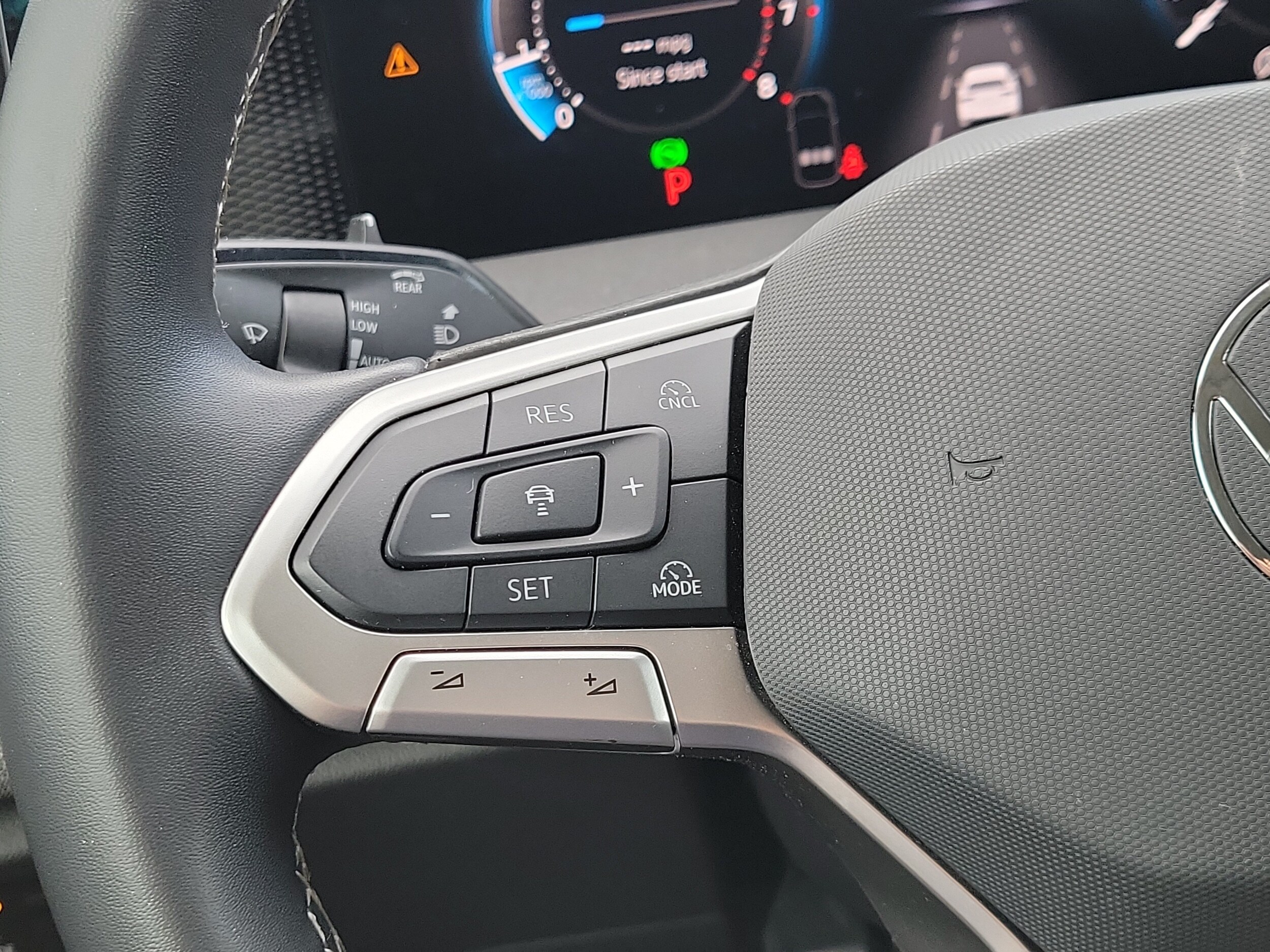 2025 Volkswagen Tiguan S - Photo 22