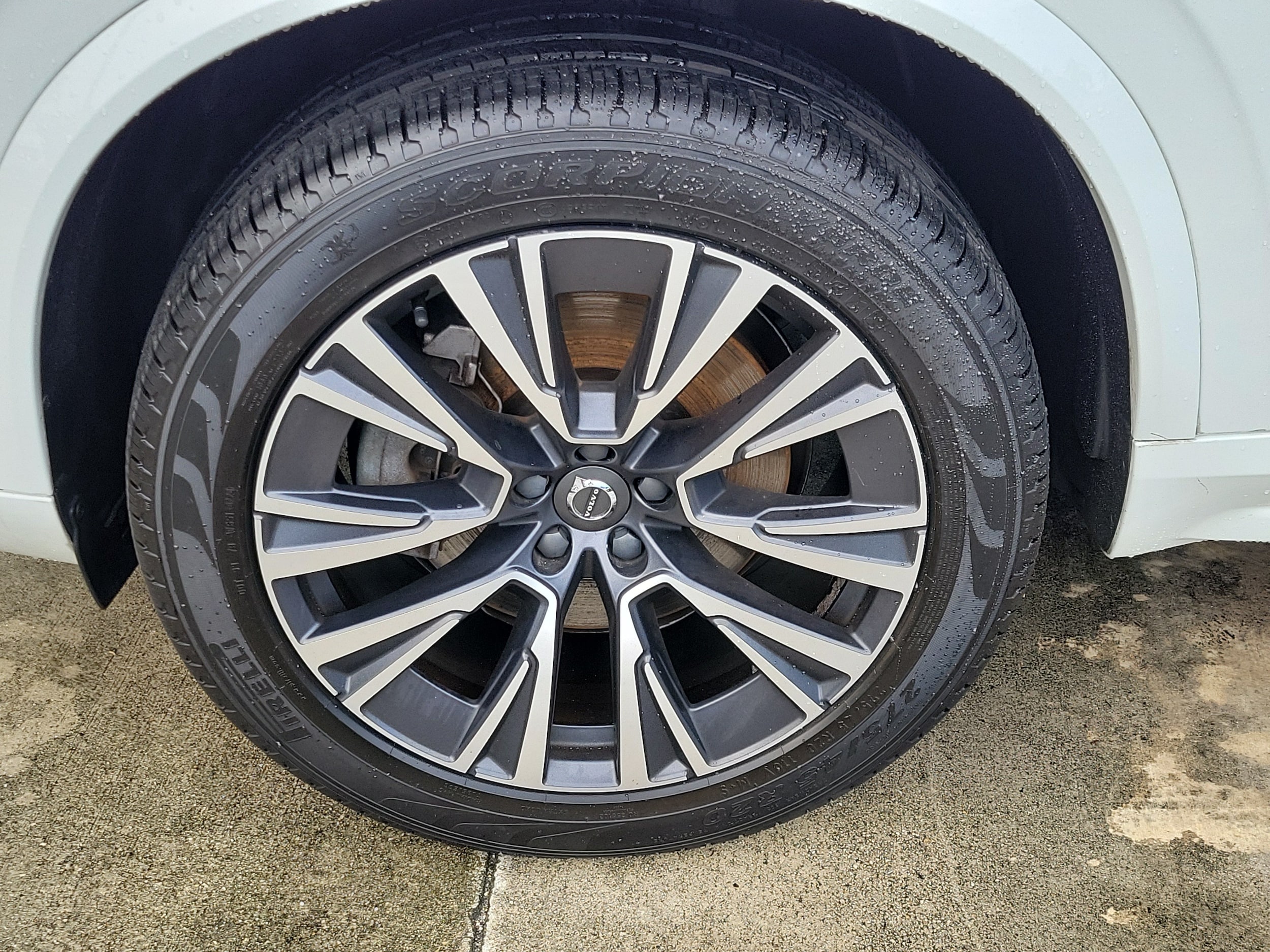 2022 Volvo XC90 Momentum - Photo 4