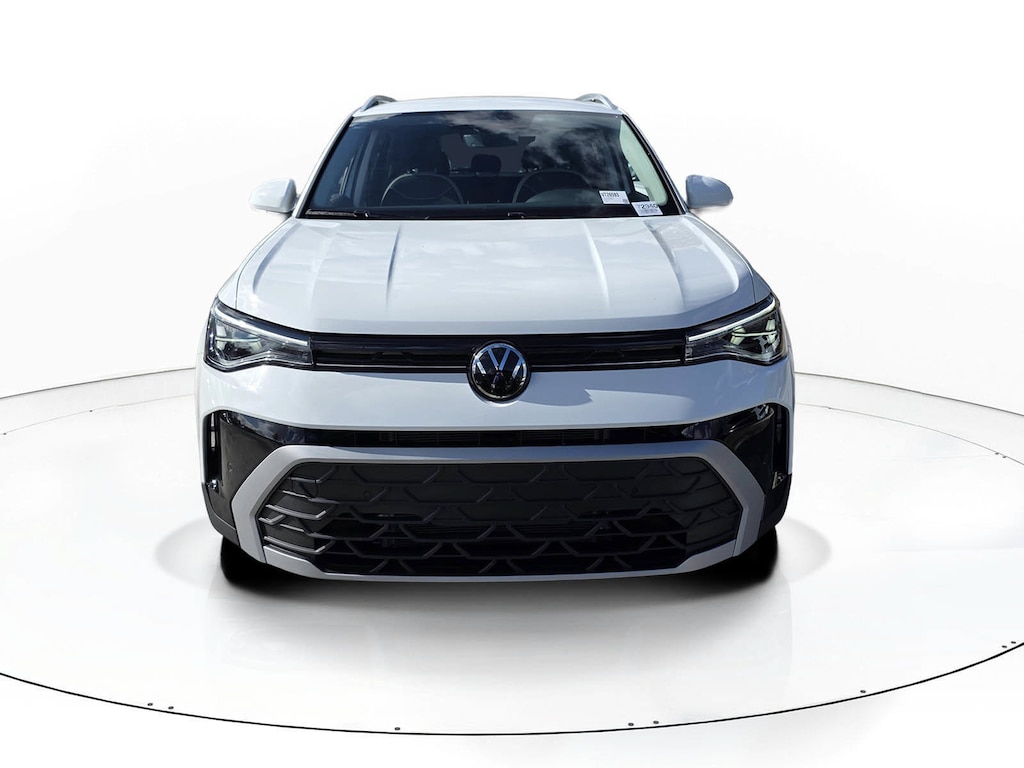New 2026 Volkswagen Taos 1.5T SE SUV