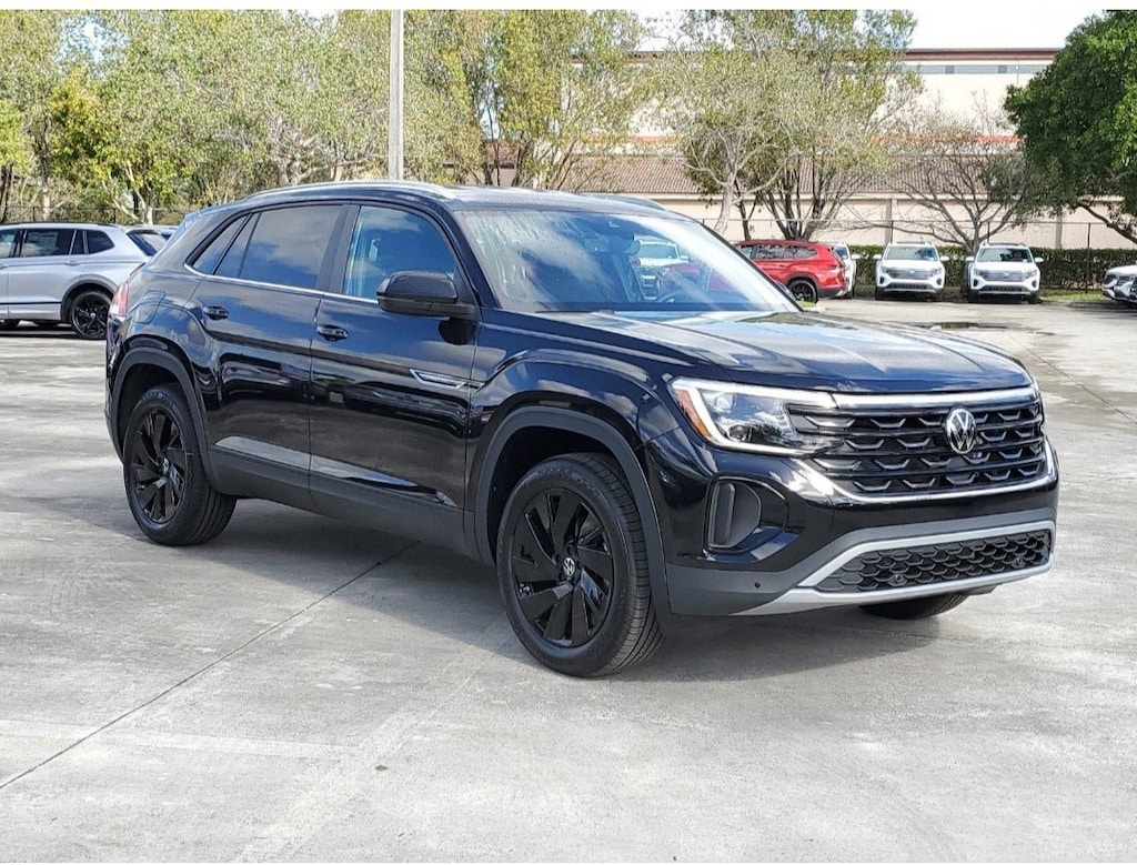 New 2026 Volkswagen Atlas Cross Sport 2.0T SE w/Technology SUV