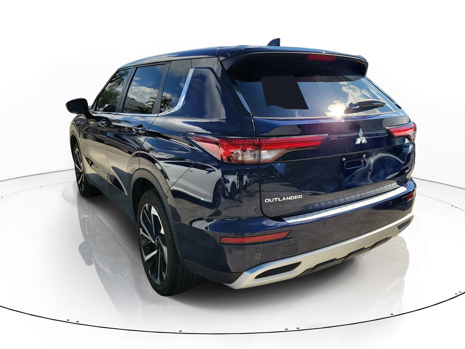 2024 Mitsubishi Outlander SE - Photo 6