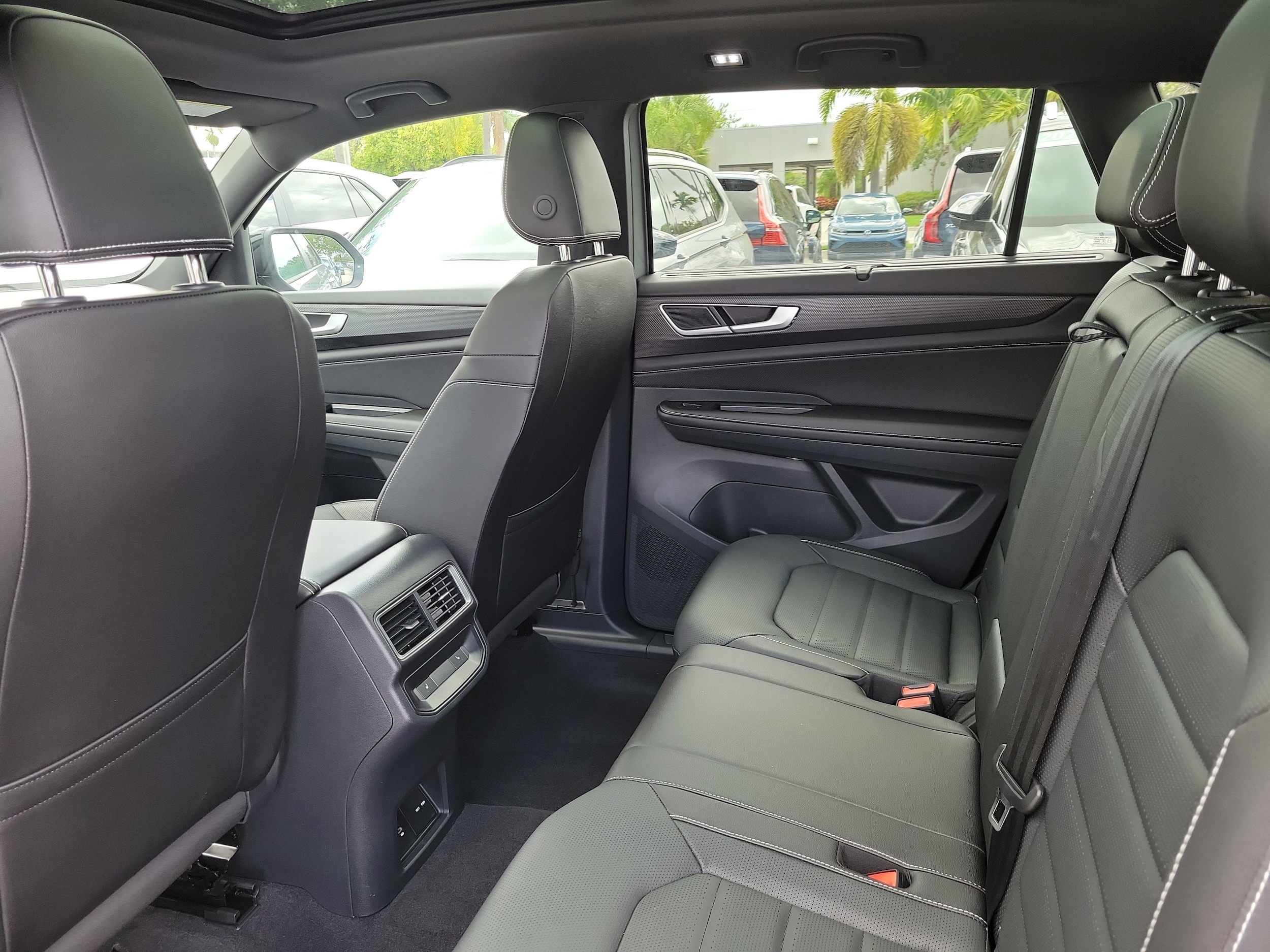2026 Volkswagen Atlas Cross Sport SEL R-LINE - Photo 15