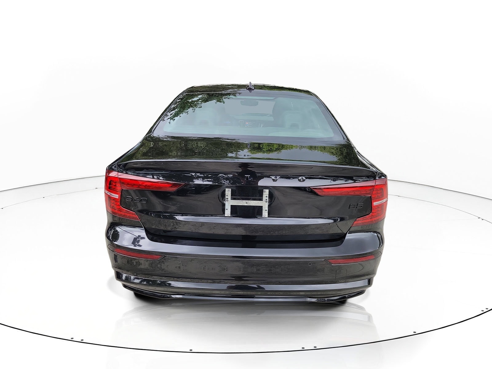 2024 Volvo S60 Plus - Photo 6
