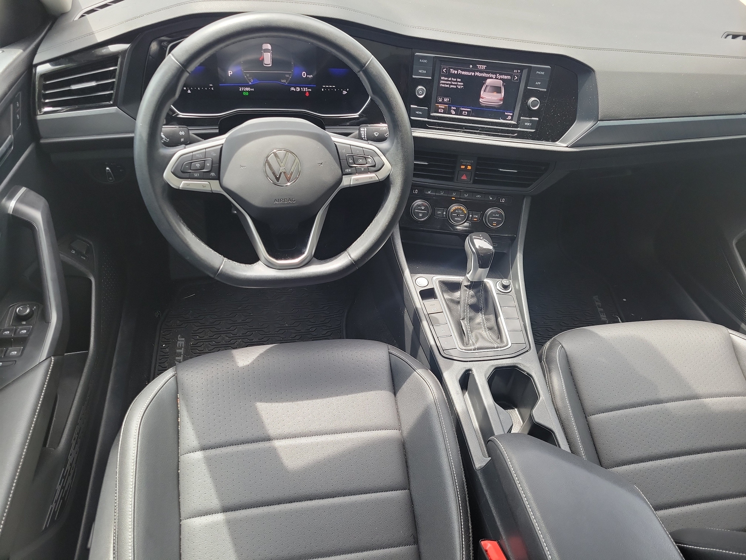 2024 Volkswagen Jetta SE - Photo 11
