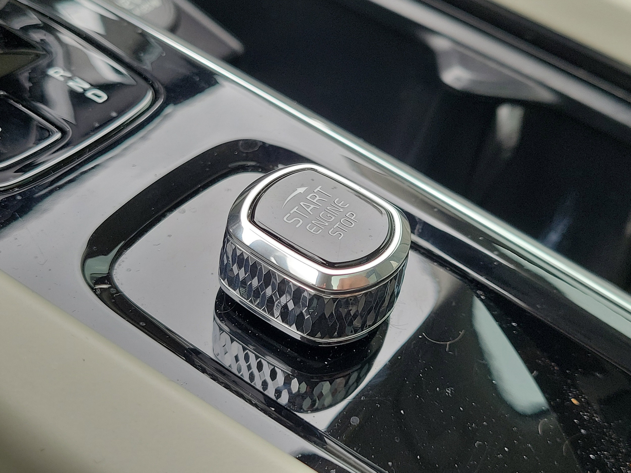2023 Volvo V60 Cross Country Plus - Photo 28