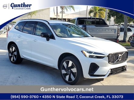 2024 Volvo XC60 Recharge Plug-In Hybrid T8 Plus Dark SUV