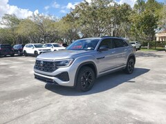 2025 Volkswagen Atlas Cross Sport 2.0T SEL R-Line Black SUV