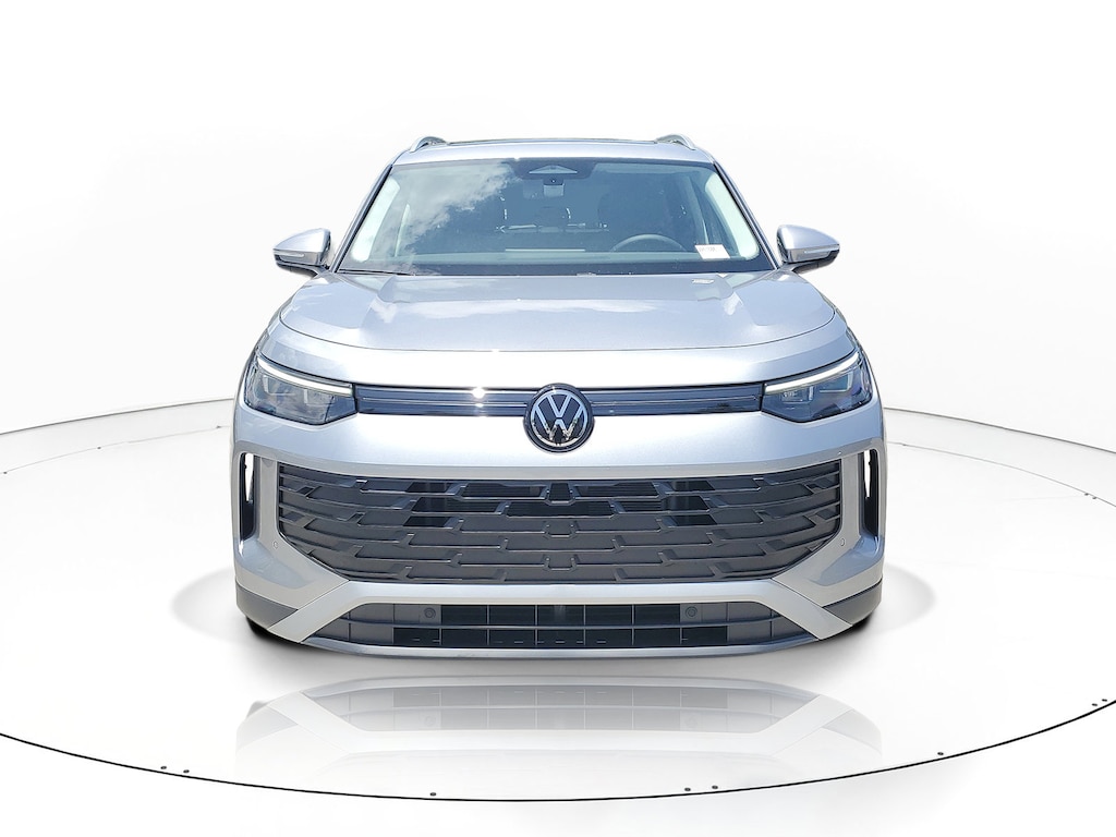 New 2026 Volkswagen Tiguan 2.0T SE SUV