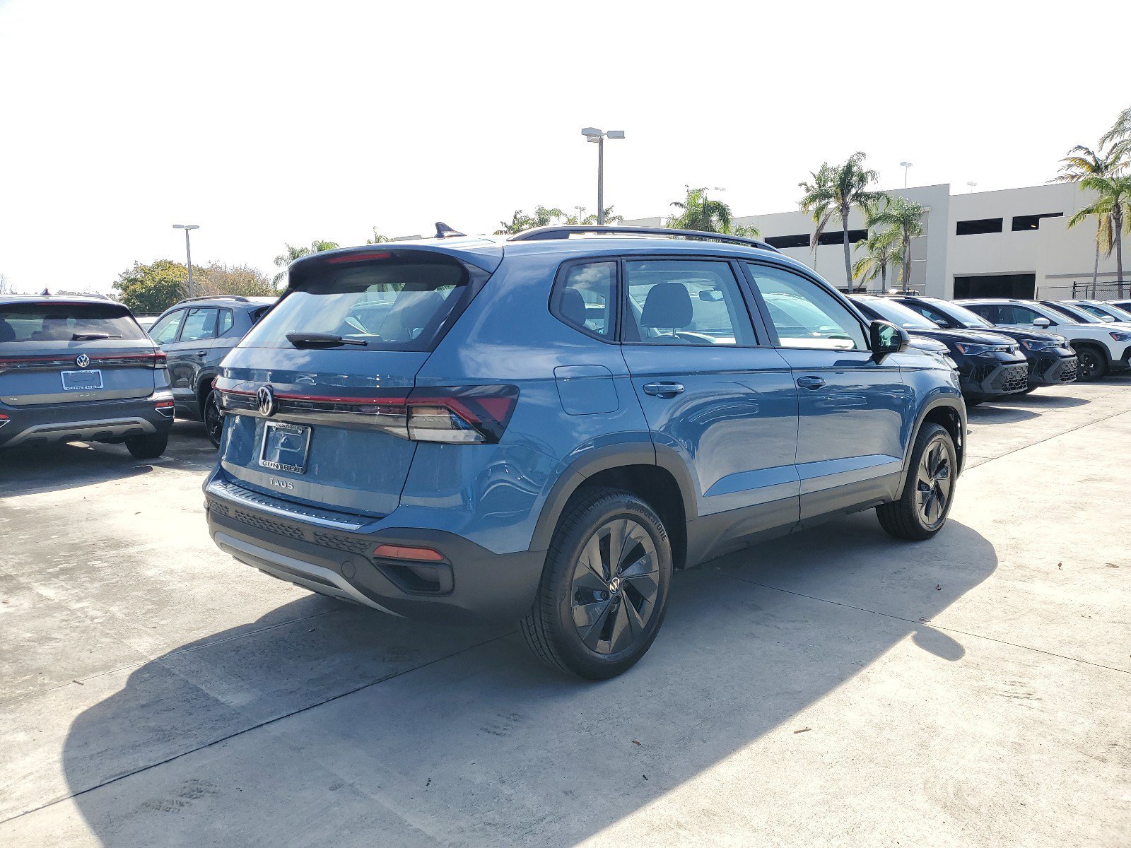 2025 Volkswagen Taos S photo 3