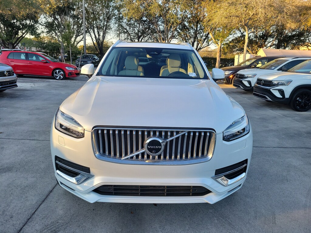 Used 2023 Volvo XC90 Recharge Plug-In Hybrid Plus 6-Seater SUV