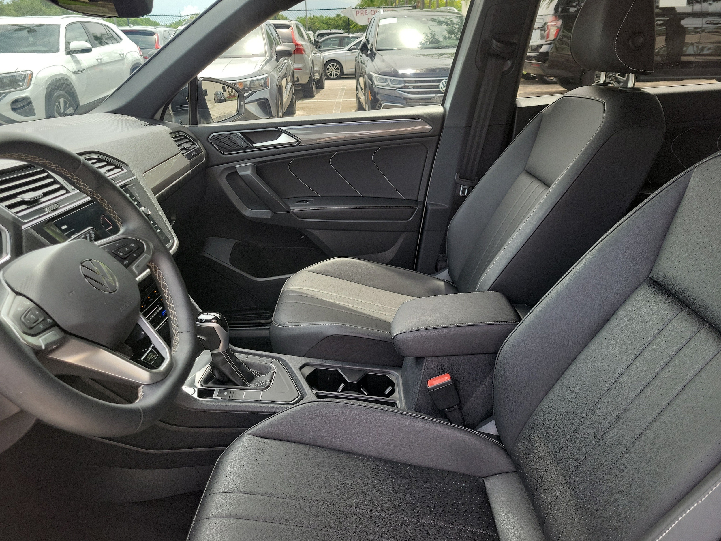 2023 Volkswagen Tiguan SE R-LINE BLACK - Photo 15