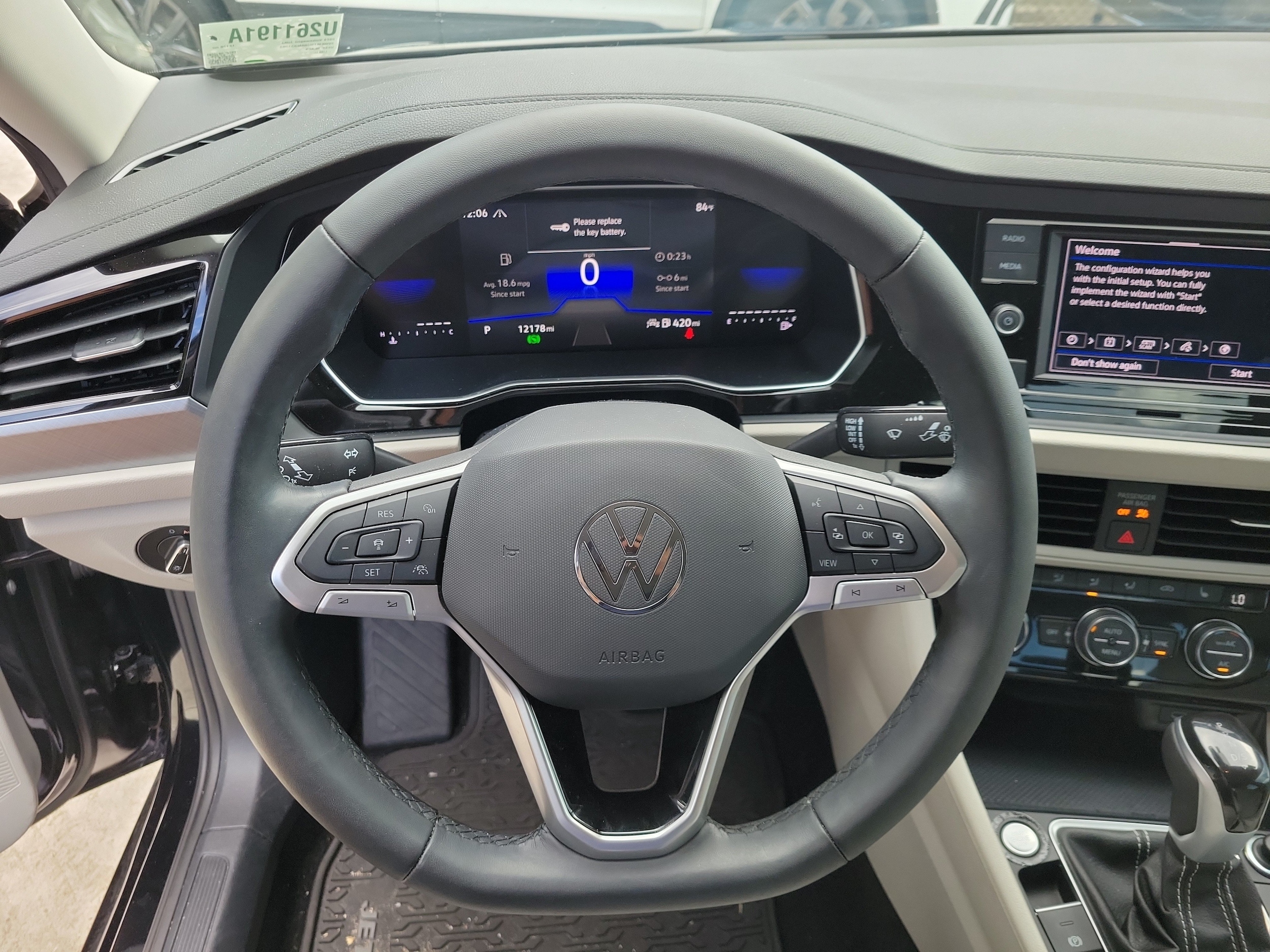 2024 Volkswagen Jetta SE - Photo 15