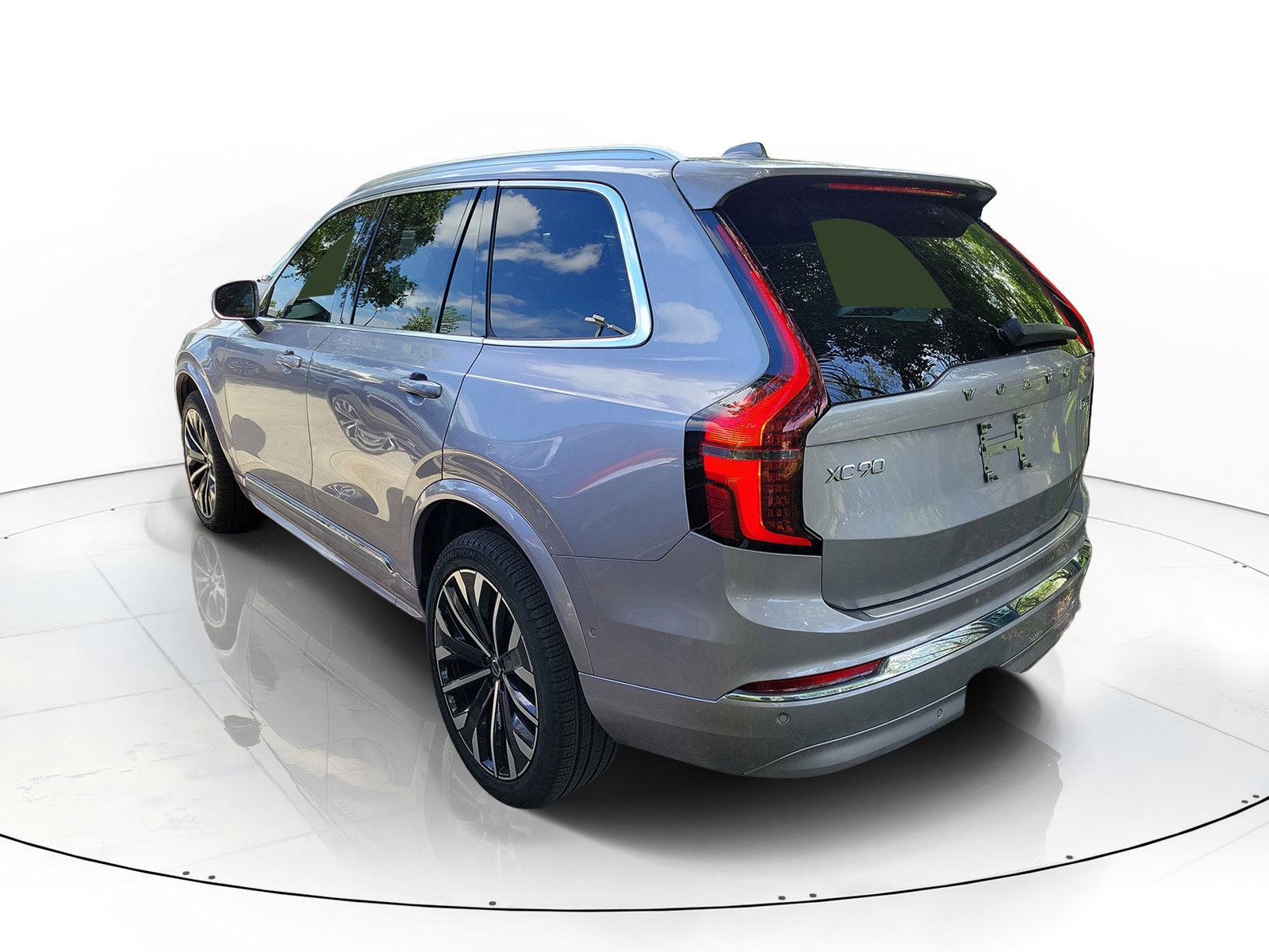 2026 Volvo XC90 Plus - Photo 3