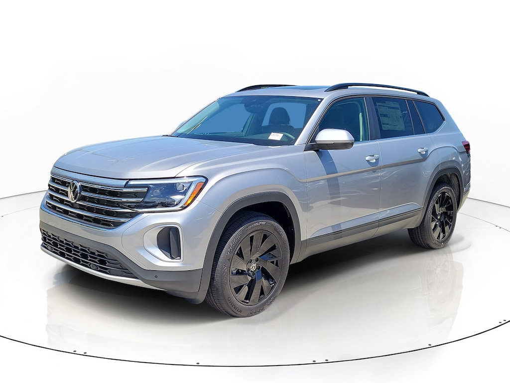 New 2026 Volkswagen Atlas SE w/Technology SUV