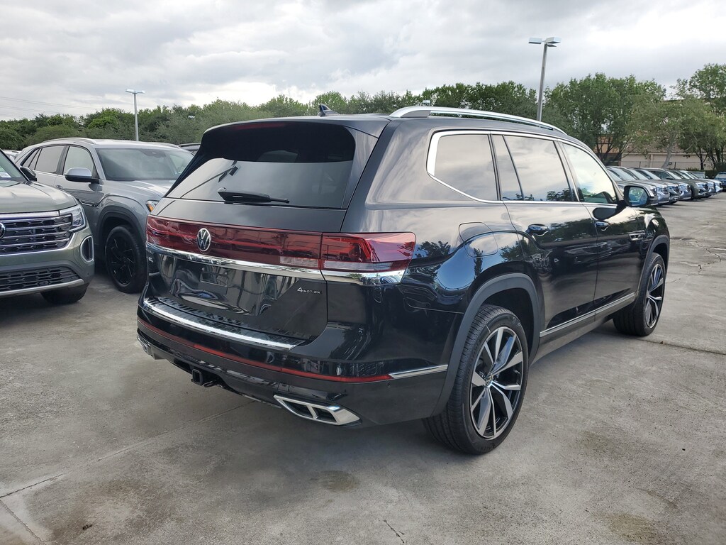 New 2026 Volkswagen Atlas 2.0T SEL Premium R-Line SUV