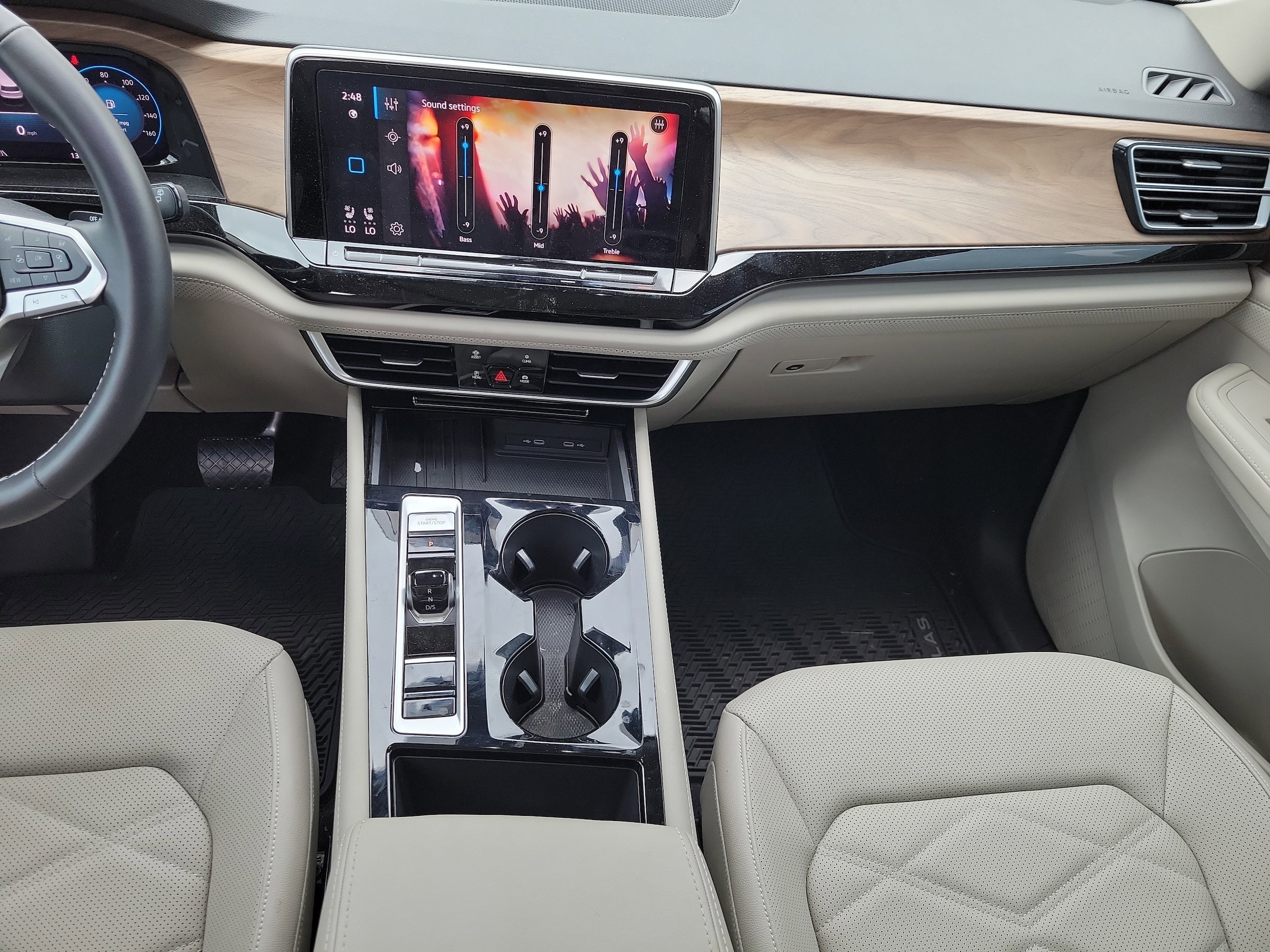 2026 Volkswagen Atlas SE w/Tech - Photo 11