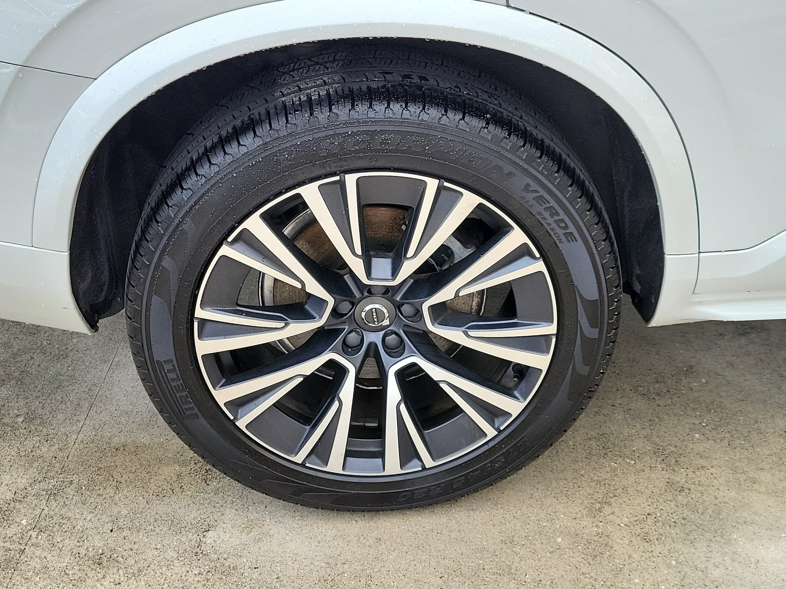 2022 Volvo XC90 Momentum - Photo 9