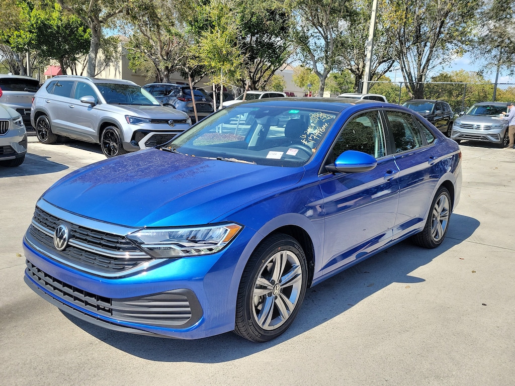 Used 2022 Volkswagen Jetta 1.5T SE Sedan